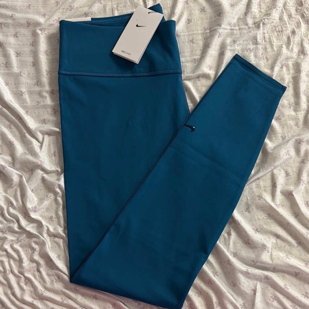 Nike Dry Fit leggings